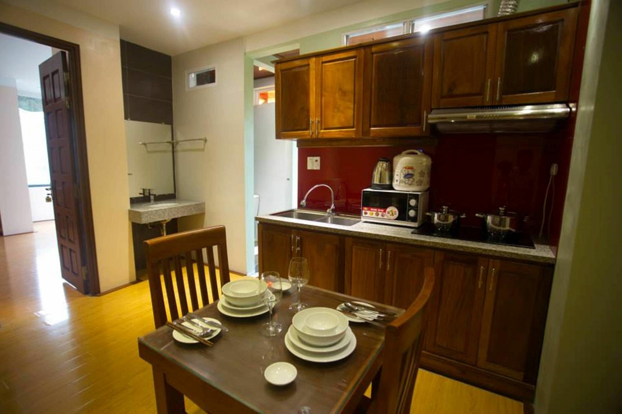 Poonsa Nguyen Phong Sac Apartment Hà Nội Ngoại thất bức ảnh